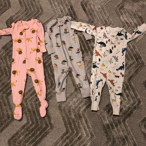 3 Hanna Andersson pajama suits 6-12 mo